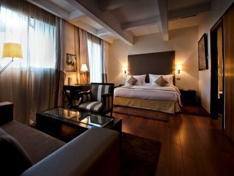 พาร์ค สวีท โฮเต็ล แอนด์ สปา Hotel คาซาบลังกา ภายนอก รูปภาพ