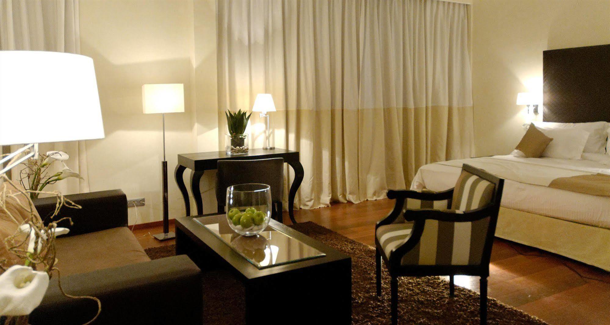 พาร์ค สวีท โฮเต็ล แอนด์ สปา Hotel คาซาบลังกา ภายนอก รูปภาพ